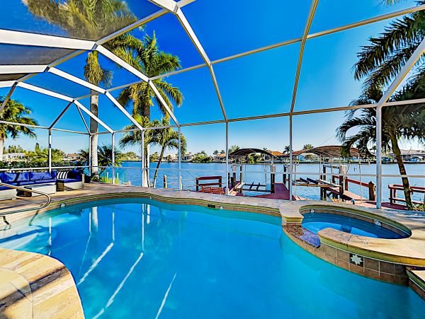 Cape Coral Home 1009796