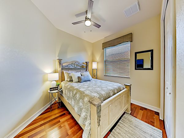 Cape Coral Home 1009796