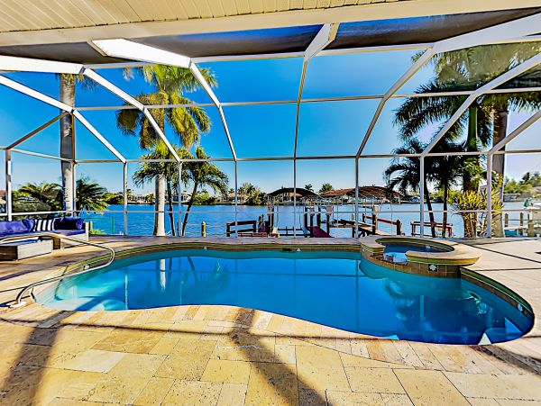 Cape Coral Home 1009796