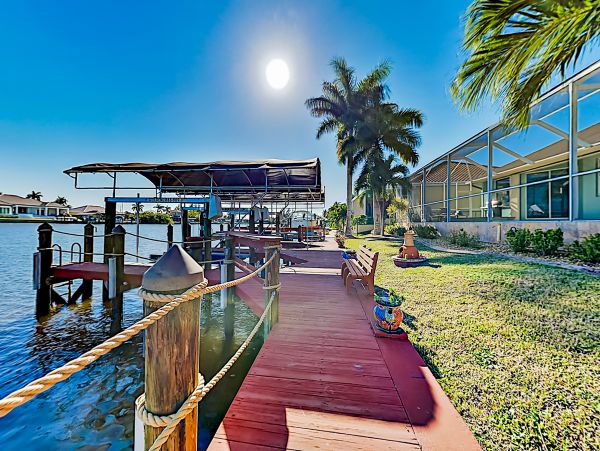 Cape Coral Home 1009796