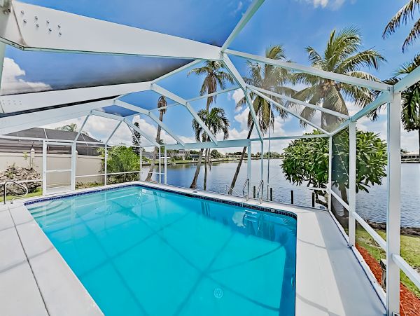 Cape Coral Home 1009797