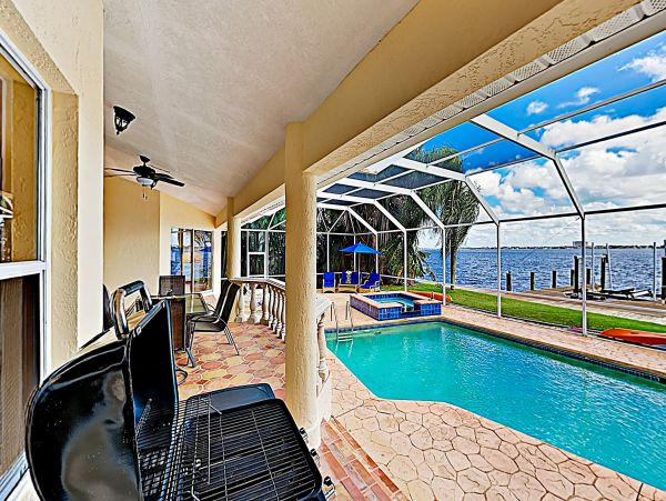 Cape Coral Home 1009799
