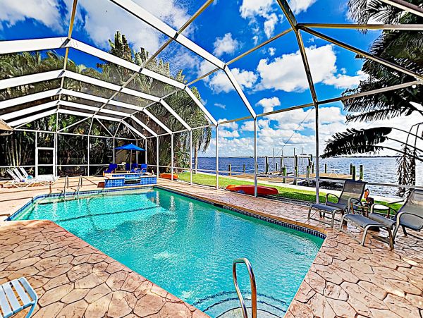 Cape Coral Home 1009799