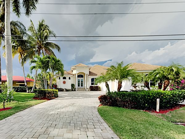 Cape Coral Home 1009800