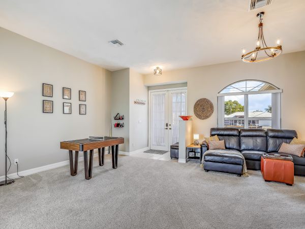 Cape Coral Home 1009801