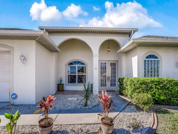 Cape Coral Home 1009801