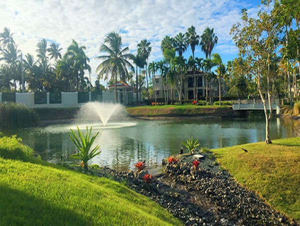Two Bedroom Villa with 3 Community Pools & 2 Tennis Courts