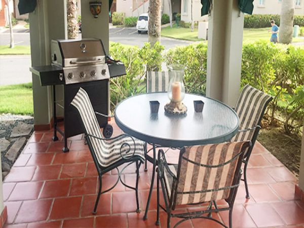 Two Bedroom Villa with 3 Community Pools & 2 Tennis Courts