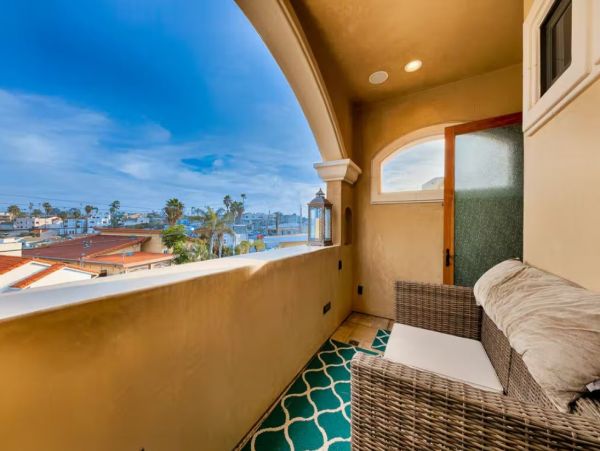 San Clemente Luxurious Vacation Home with Amazing Views