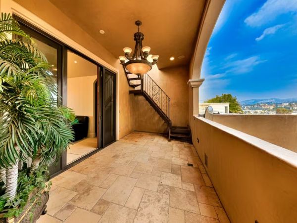 San Clemente Luxurious Vacation Home with Amazing Views