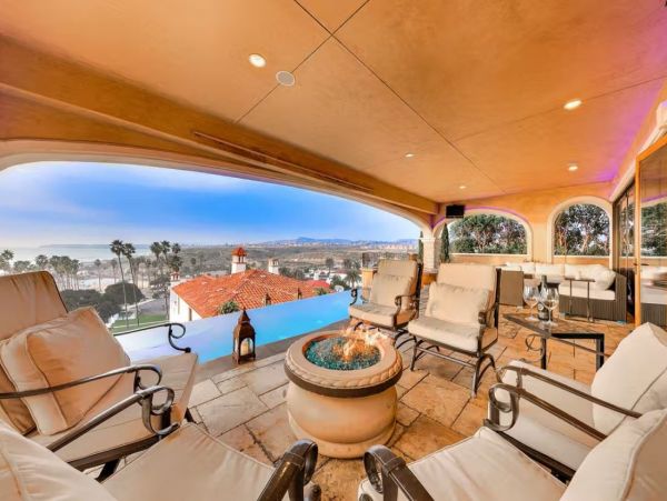 San Clemente Luxurious Vacation Home with Amazing Views
