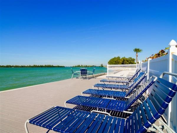 Beach Front 2 Bedroom Vacation Condo with Full Ocean Views