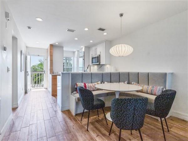 Beach Front 2 Bedroom Vacation Condo with Full Ocean Views
