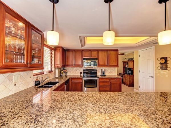 Walk to Beach Walk to South Village Siesta Key condo