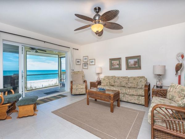 Two-Story Vacation Rental with Gulf Views