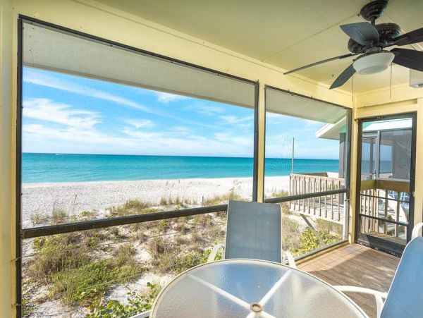 Two-Story Vacation Rental with Gulf Views