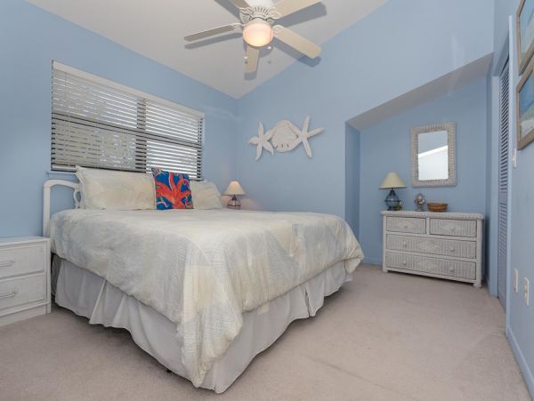 Spacious Vacation Rental with 2 Bedrooms & Gulf Views