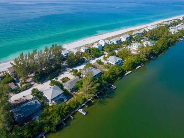 Spacious Vacation Rental with 2 Bedrooms & Gulf Views