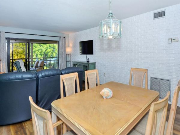 Bay View Siesta Key Vacation Condo 3 Bedrooms Walk To Beach