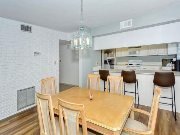 Bay View Siesta Key Vacation Condo 3 Bedrooms Walk To Beach