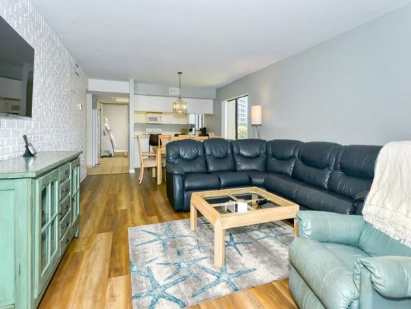 Bay View Siesta Key Vacation Condo 3 Bedrooms Walk To Beach