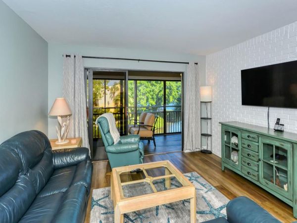 Bay View Siesta Key Vacation Condo 3 Bedrooms Walk To Beach