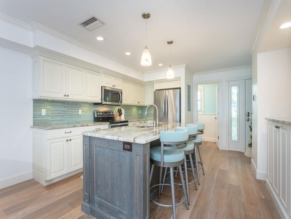Boca Grande Two Bedroom House with Full Ocean View Sleeps 6