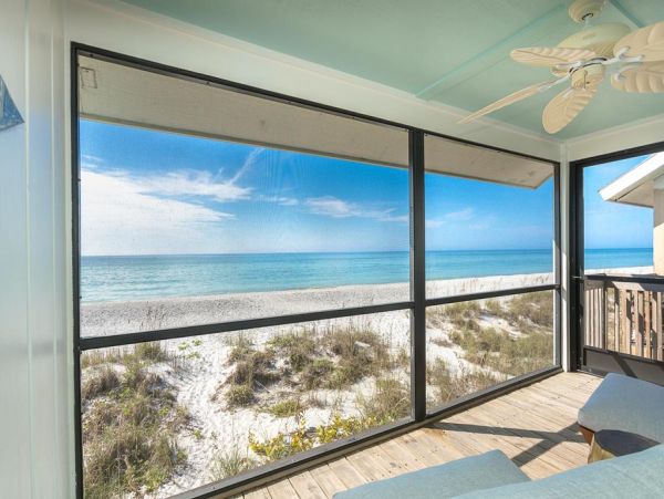 Boca Grande Two Bedroom House with Full Ocean View Sleeps 6