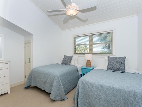 Boca Grande Two Bedroom House with Full Ocean View Sleeps 6