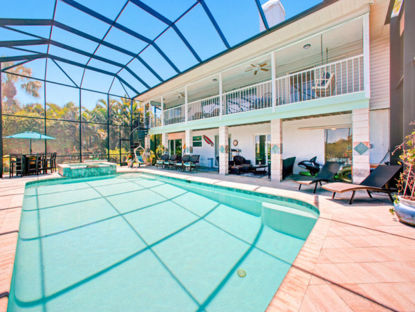 Short walk to Bonita Beach Access #1