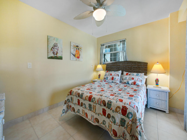 Short walk to Bonita Beach Access #1