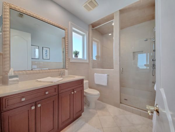 Beachfront Luxury 4 Bedroom Home in Bonita Springs