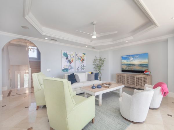 Beachfront Luxury 4 Bedroom Home in Bonita Springs