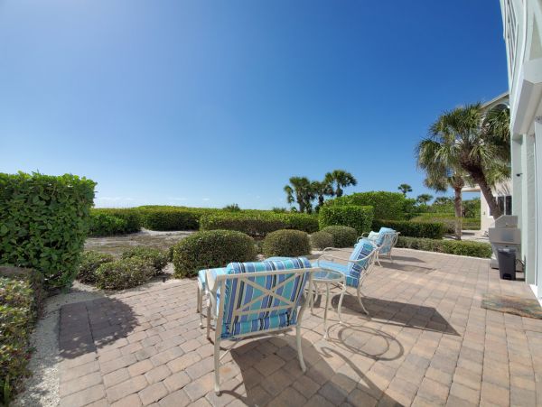 Beachfront Luxury 4 Bedroom Home in Bonita Springs