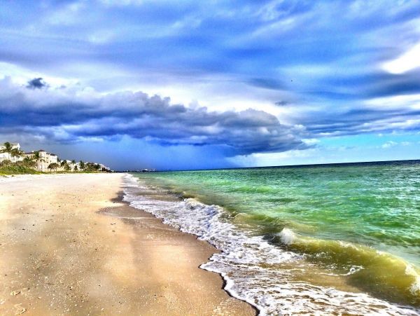 Beachfront Luxury 4 Bedroom Home in Bonita Springs