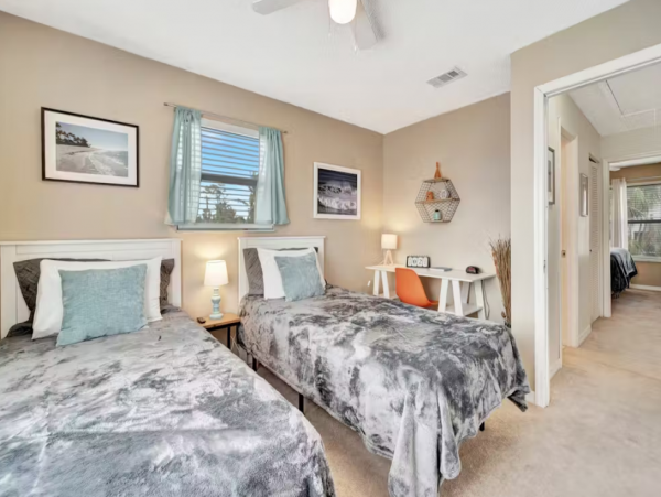 Charming 2 Bedroom Vacation Condo in Fort Myers