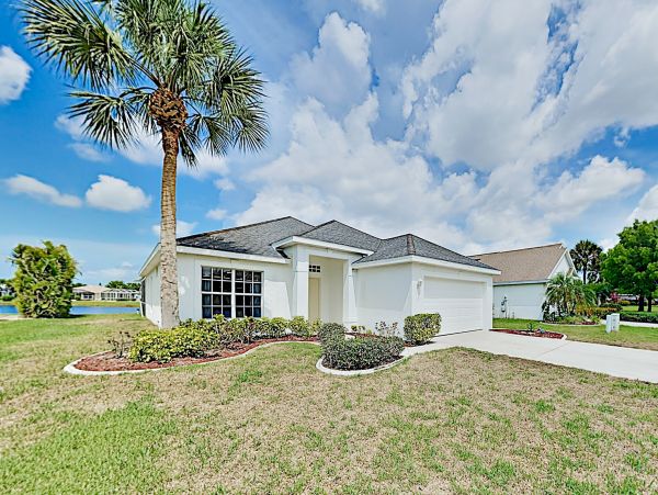 Fort Myers Home 1009834