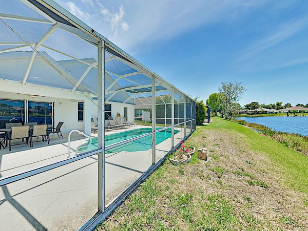 Fort Myers Home 1009834