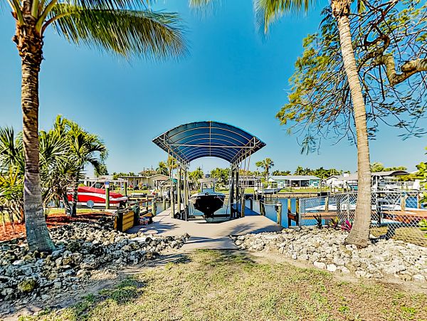 Fort Myers Home 1009839