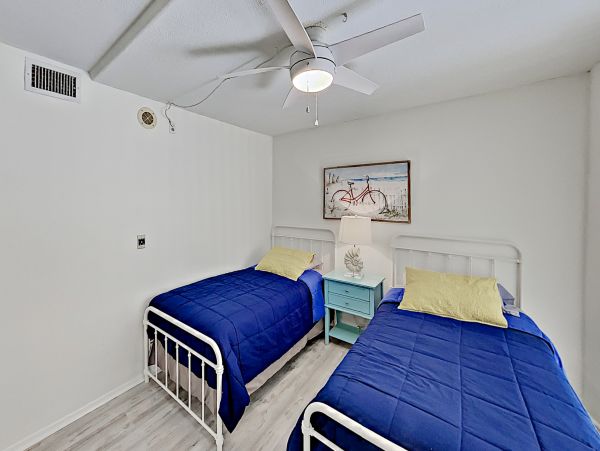 Dreamy Fort Myers Corner Condo 200 Ft To the Beach!