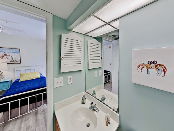 Dreamy Fort Myers Corner Condo 200 Ft To the Beach!