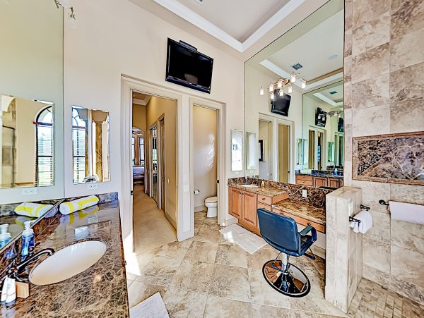Fort Myers Home 1009843