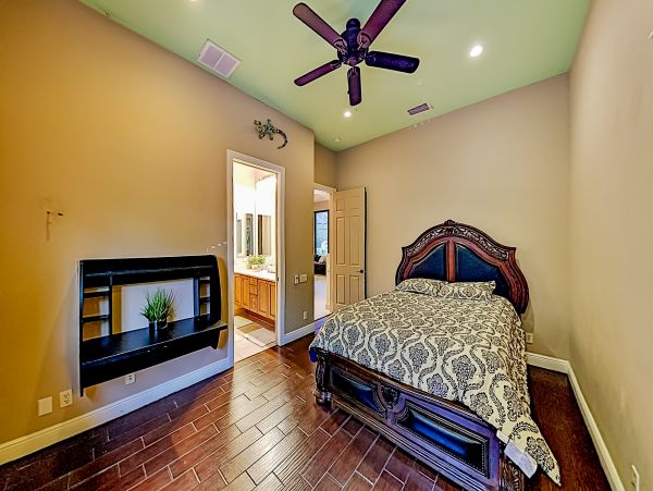 Fort Myers Home 1009843