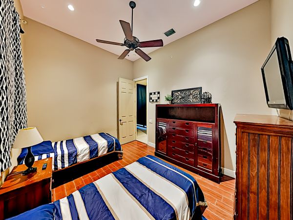 Fort Myers Home 1009843