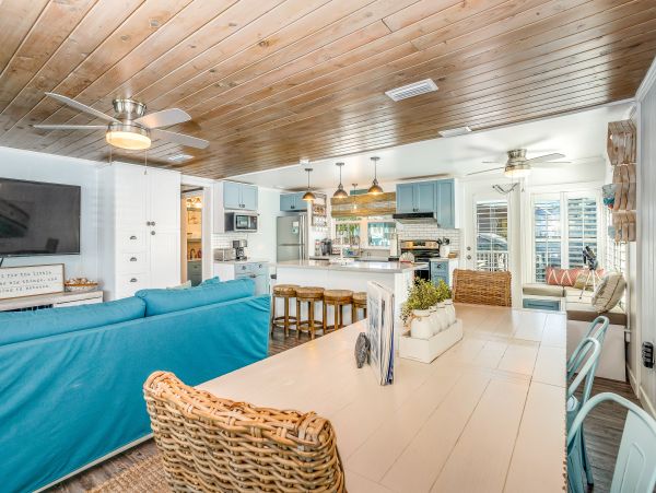 Fort Myers Home 1009844