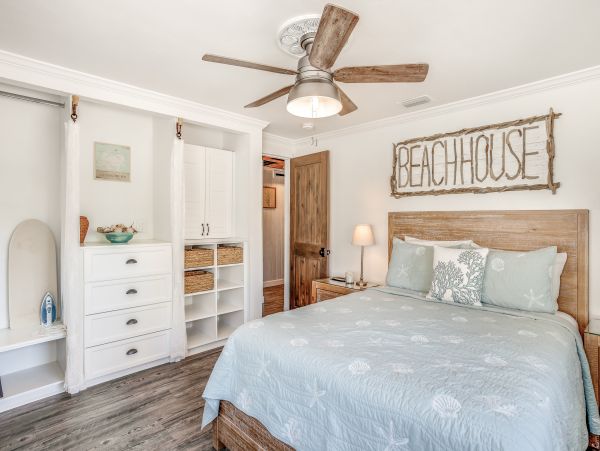 Fort Myers Home 1009844