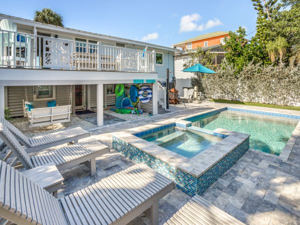 Fort Myers Home 1009844