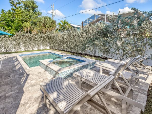 Fort Myers Home 1009844