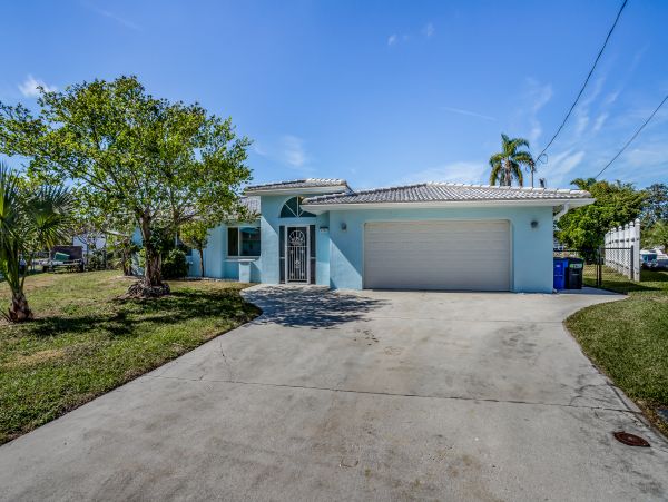Fort Myers Home 1009846