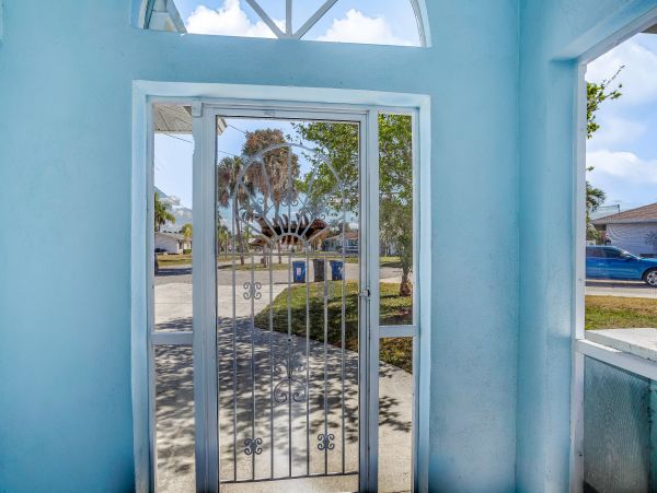 Fort Myers Home 1009846